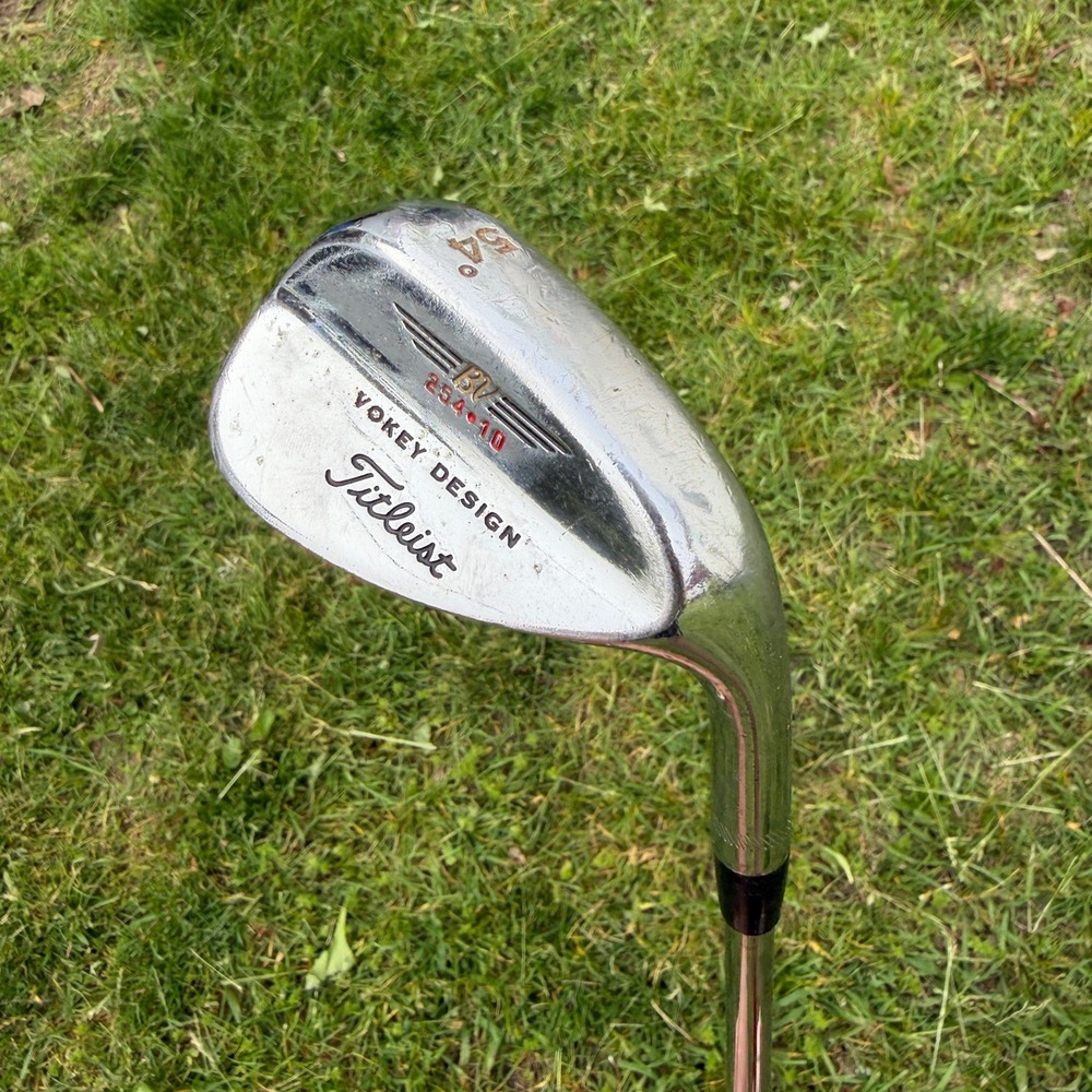 Titleist Vokey Design Wedge Mens 54 Degree Silver 254.10 Right Hand Golf Club